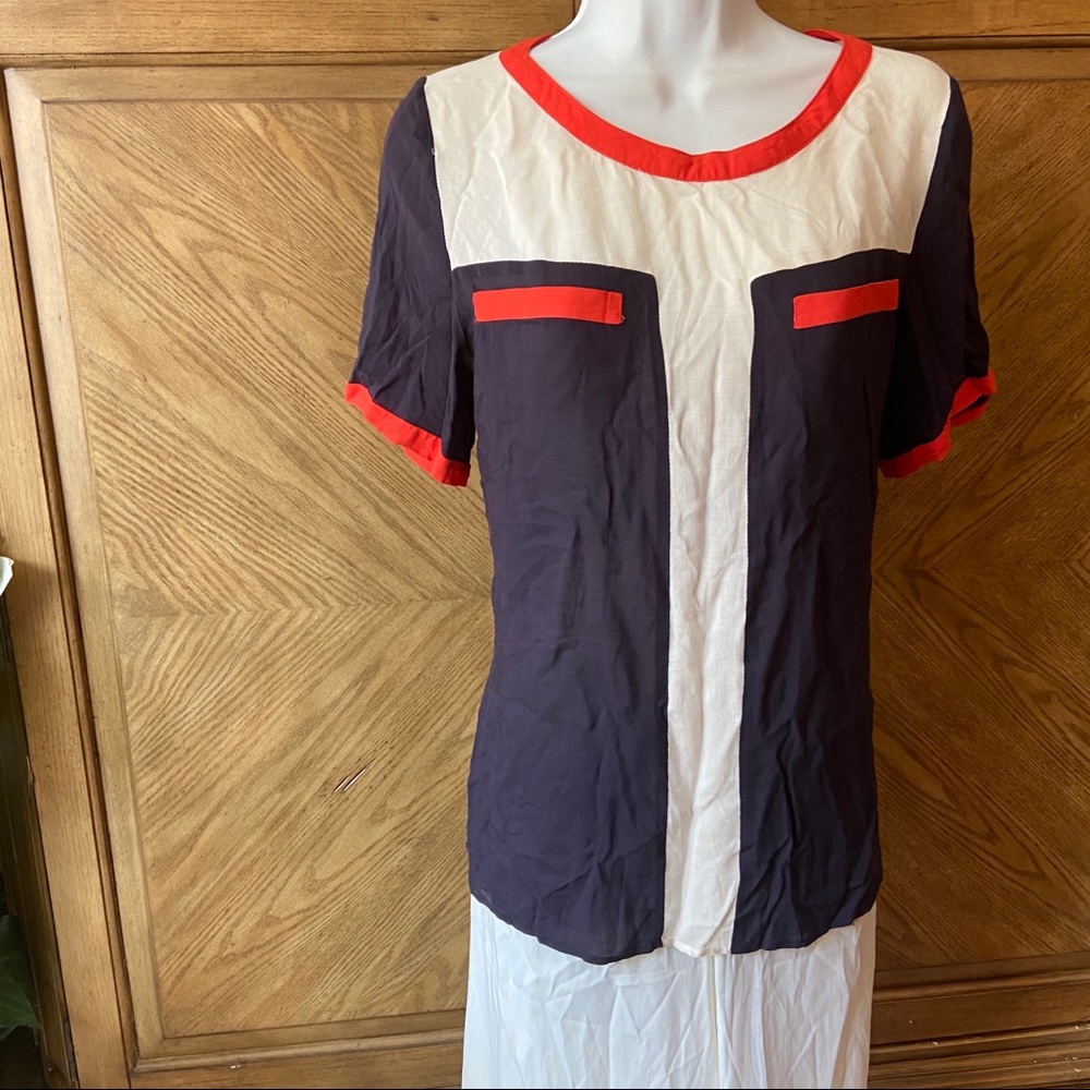Comme Toi navy color block short sleeve blouse